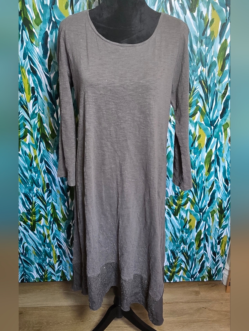 Soft Surroundings Gray Stardust Shark Shift Tail Dress